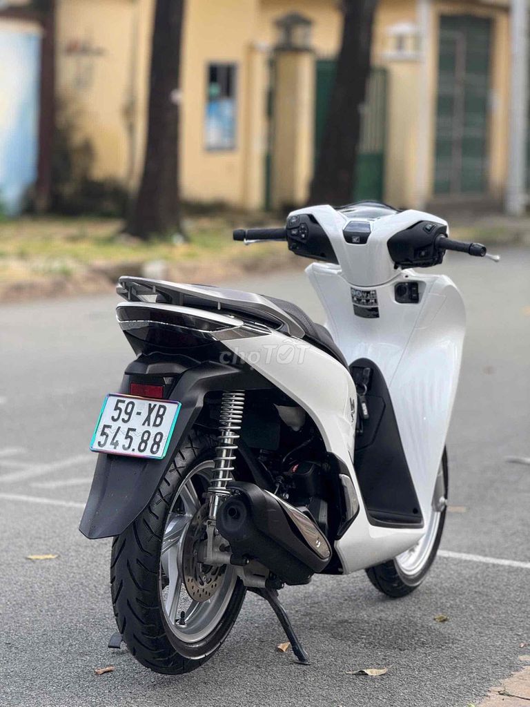 SH 160i ĐK CUỐI 2024 LIKE NEW BSTP. Mua bán Xe máy tại Thành phố Thủ Đức Tp Hồ Chí Minh được đăng bởi Vũ Vũ hình 12