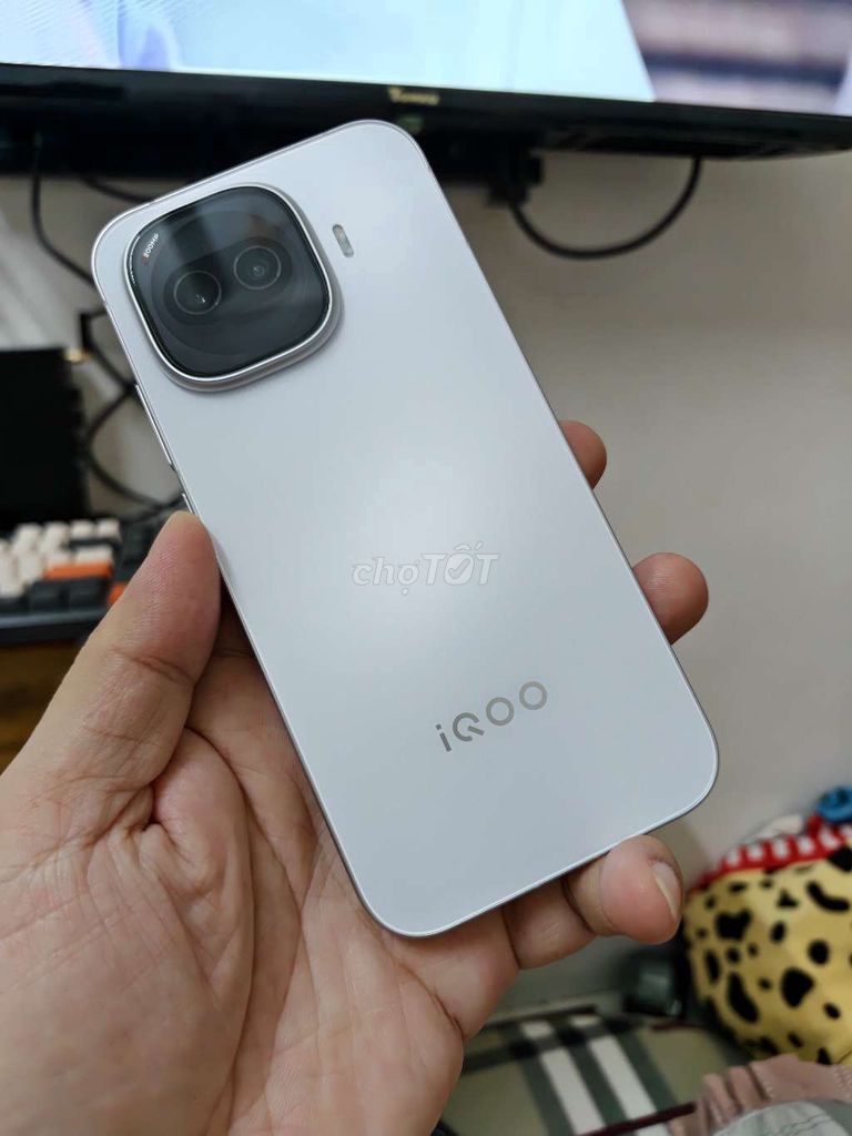 iQOO Z11 Turbo 12GB/256GB Bạc. Mua bán Điện thoại tại Quận Ninh Kiều Cần Thơ được đăng bởi Tuấn hình 1