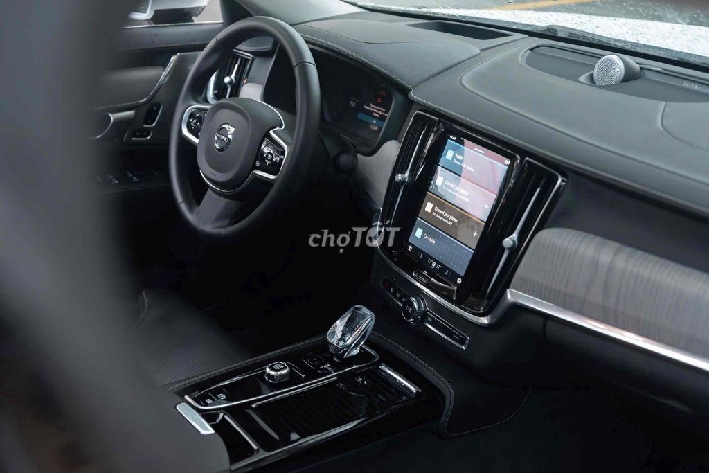 VOLVO S90 T8 2024 odo 3000km. Mua bán Ô tô tại Quận 1 Tp Hồ Chí Minh được đăng bởi Tiền Bùi LONGANH  hình 8