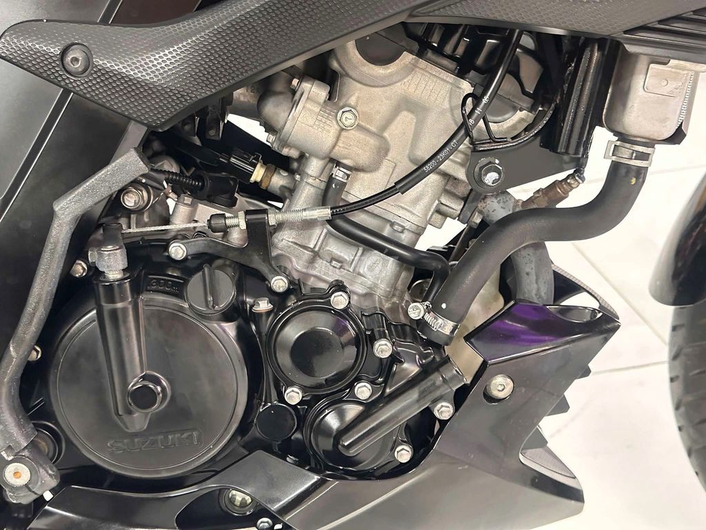 Suzuki Bandit 150 Biển 72 Đăng ký 2020 Odo 16k km. Mua bán Xe máy tại Huyện Bình Chánh Tp Hồ Chí Minh được đăng bởi Xe Máy Vinh hình 3