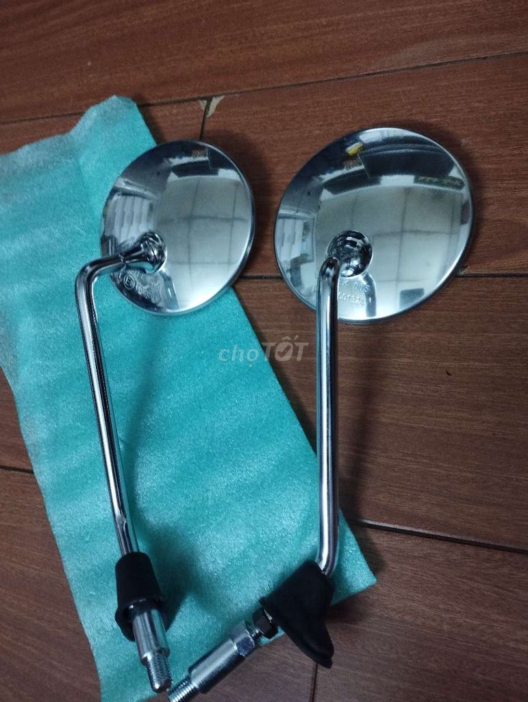 Gương chiếu hậu Wintek 005 kim loại, kính. Mua bán Phụ tùng xe tại Quận Cầu Giấy Hà Nội được đăng bởi Mạnh Thắng hình 2