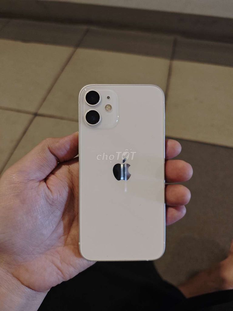 Apple iPhone 12 mini 128GB Trắng Đã sử dụng. Mua bán Điện thoại tại Thành phố Thuận An Bình Dương được đăng bởi Pham Minh Cuong hình 1