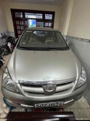 Toyota Innova Bạc 7 chỗ