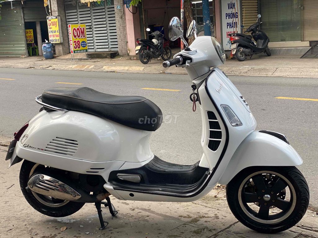 BÁN XE VESPA GTS. BS 174.74. XE ĐẸP MÁY ZIN ÊM. Mua bán Xe máy tại Thành phố Thủ Đức Tp Hồ Chí Minh được đăng bởi Xe Máy Quốc Hằng góp 0 đồng hình 6