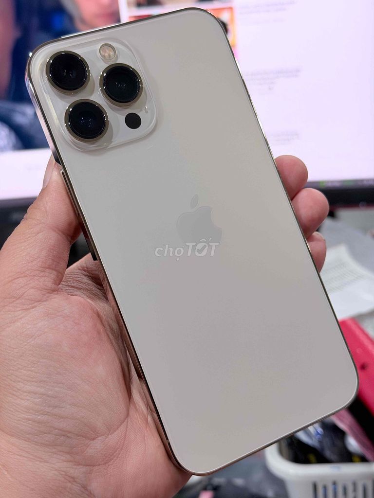 13prm VN Gold đẹp 99% P90% Bán có Gl + Góp icloud. Mua bán Điện thoại tại Thành phố Biên Hòa Đồng Nai được đăng bởi HUNG  hình 1