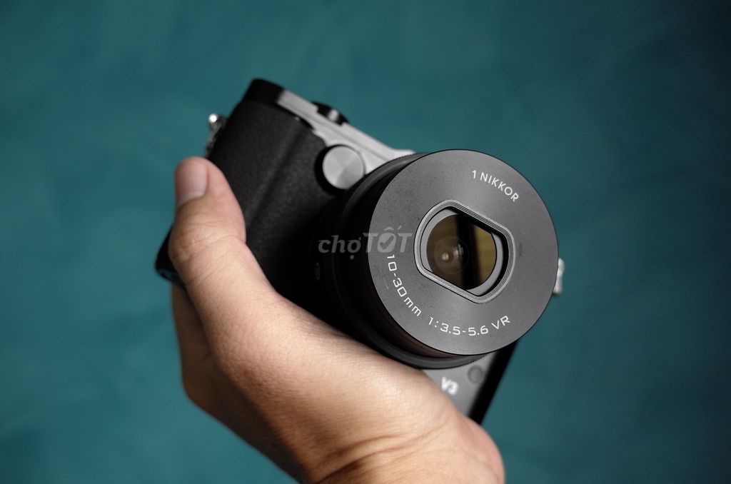Nikon 1 V3 kèm lens, màn lật, wifi, lấy nét nhanh. Mua bán Máy ảnh, Máy quay tại Quận 12 Tp Hồ Chí Minh được đăng bởi Đăng Di hình 1