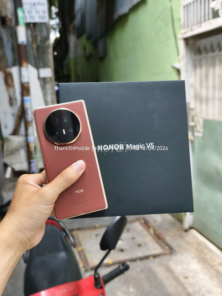 Honor Magic V5 Đỏ 16/512 fullbox CHVN. Mua bán Điện thoại tại Quận Gò Vấp Tp Hồ Chí Minh được đăng bởi Thanh Tri hình 1
