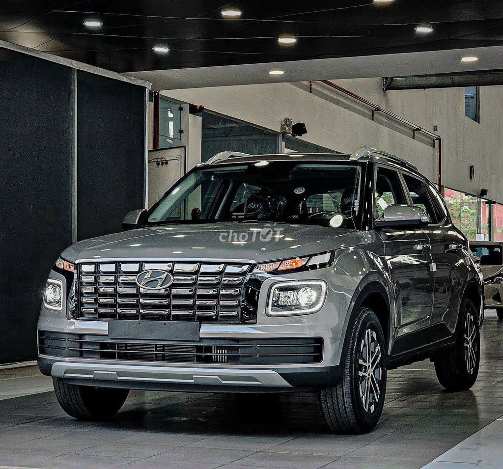 【HYUNDAI VENUE GIÁ RẺ 】 TRẢ TRƯỚC CHỈ TỪ 125 TRIỆU. Mua bán Ô tô tại Quận 11 Tp Hồ Chí Minh được đăng bởi Nguyễn Ngọc Phú hình 4