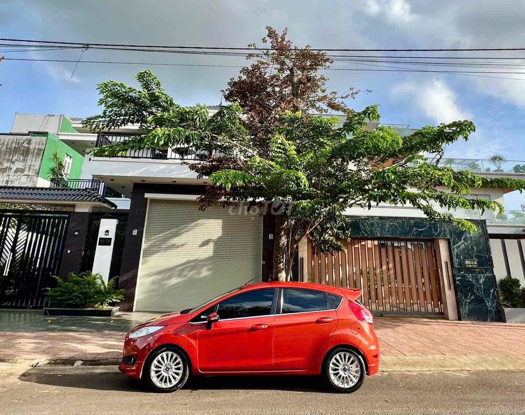 Ford Fiesta 2014 1.0 AT Sport cần bán or giao lưu. Mua bán Ô tô tại Thành phố Buôn Ma Thuột Đắk Lắk được đăng bởi Hải Quân hình 3