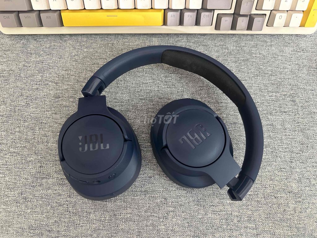Bán JBL Tune 700BT ít sử dụng, pin trâu. 98%. Mua bán Tivi, Âm thanh tại Quận 3 Tp Hồ Chí Minh được đăng bởi Trung hình 1
