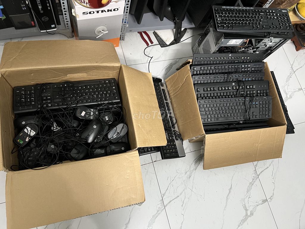 Bàn phím HP, Dell Đen đẹp - bấm nhạy. Mua bán Phụ kiện (Màn hình, Chuột...) tại Quận Tây Hồ Hà Nội được đăng bởi MayTinhGiaReHaNoi hình 1