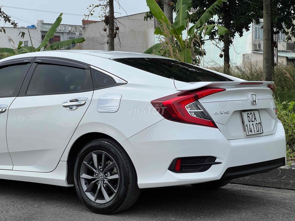 Civic 2019 1.8G , 1 chủ mua mới , odo 6v, 4 vỏ zin. Mua bán Ô tô tại Huyện Củ Chi Tp Hồ Chí Minh được đăng bởi Văn Tài hình 5