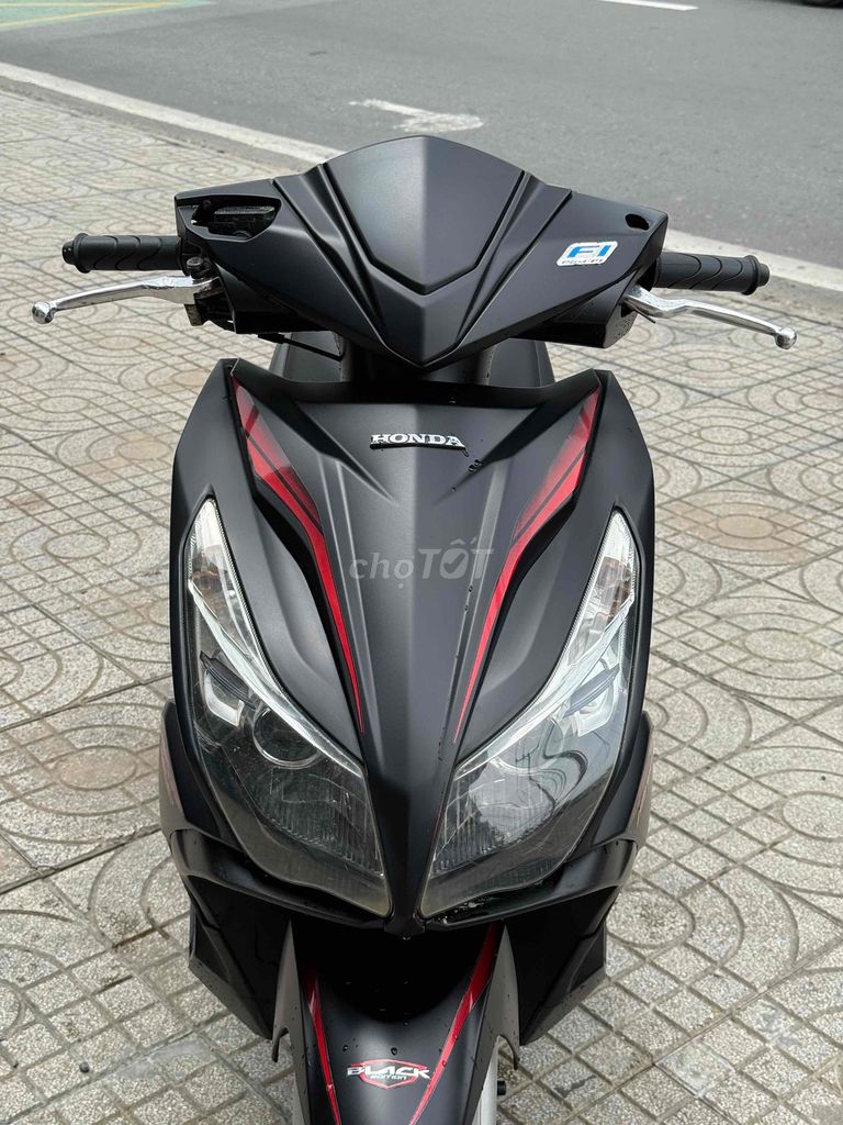 Honda Air Blade черный скутер