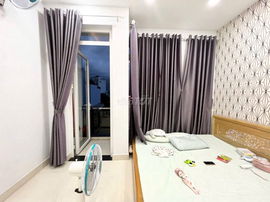 Chủ NGỘP cần bán nhà Phan Huy ÍCh, Gò Vấp, 40m2,2 tầng,3pn, NHỈNH 2 TỶ