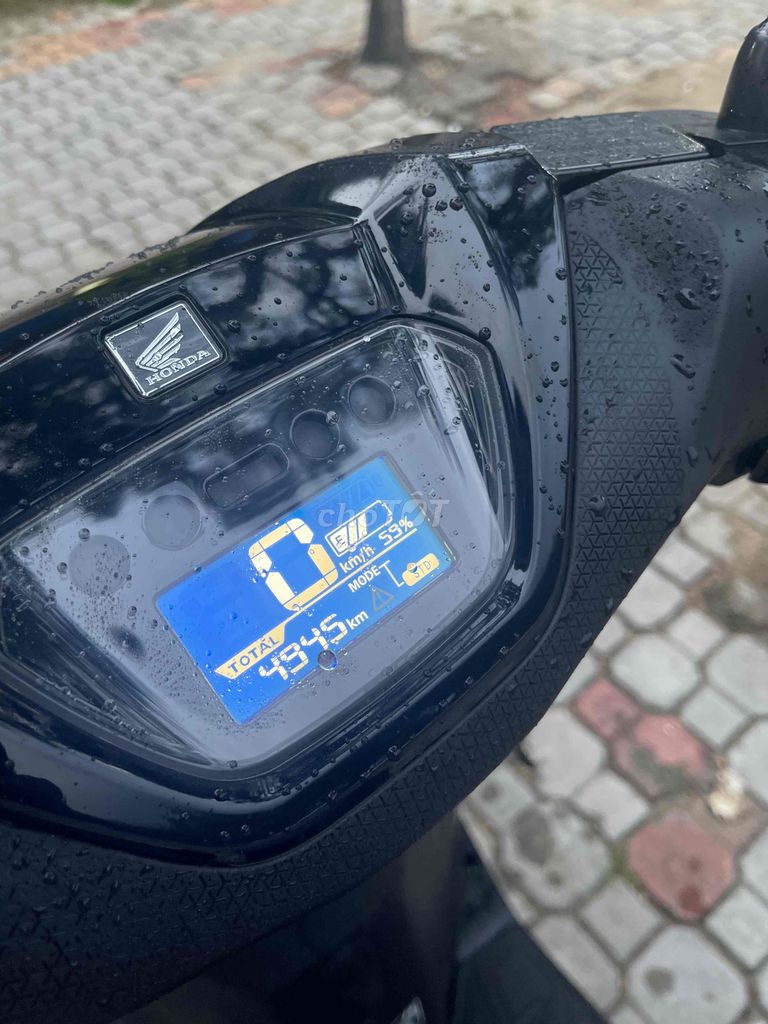 Электроскутер Honda Icon e 50cc Черный 4900 км