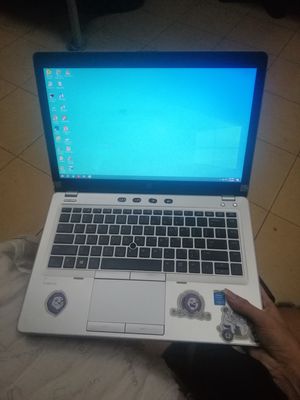 Laptop phù hợp học sinh sinh viên
