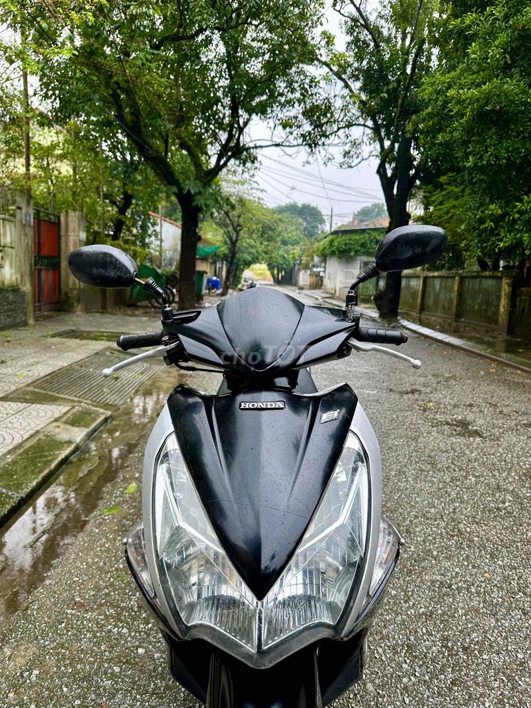 AB 2012 xe đẹp máy êm ***. Mua bán Xe máy tại Thành phố Huế Thừa Thiên Huế được đăng bởi Xe Máy Trường An Phát hình 4