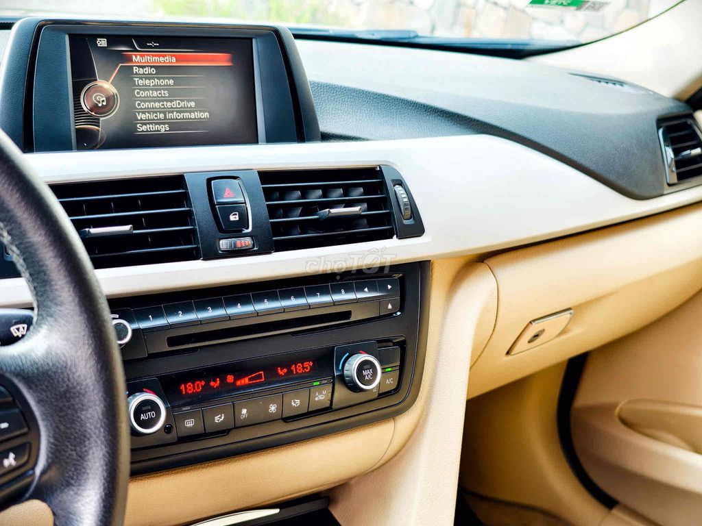 BMW 320i 2014 mới đi 74.000 KM. Xe zin CỰC NGON.. Mua bán Ô tô tại Quận Tân Phú Tp Hồ Chí Minh được đăng bởi Nhật Tân hình 12