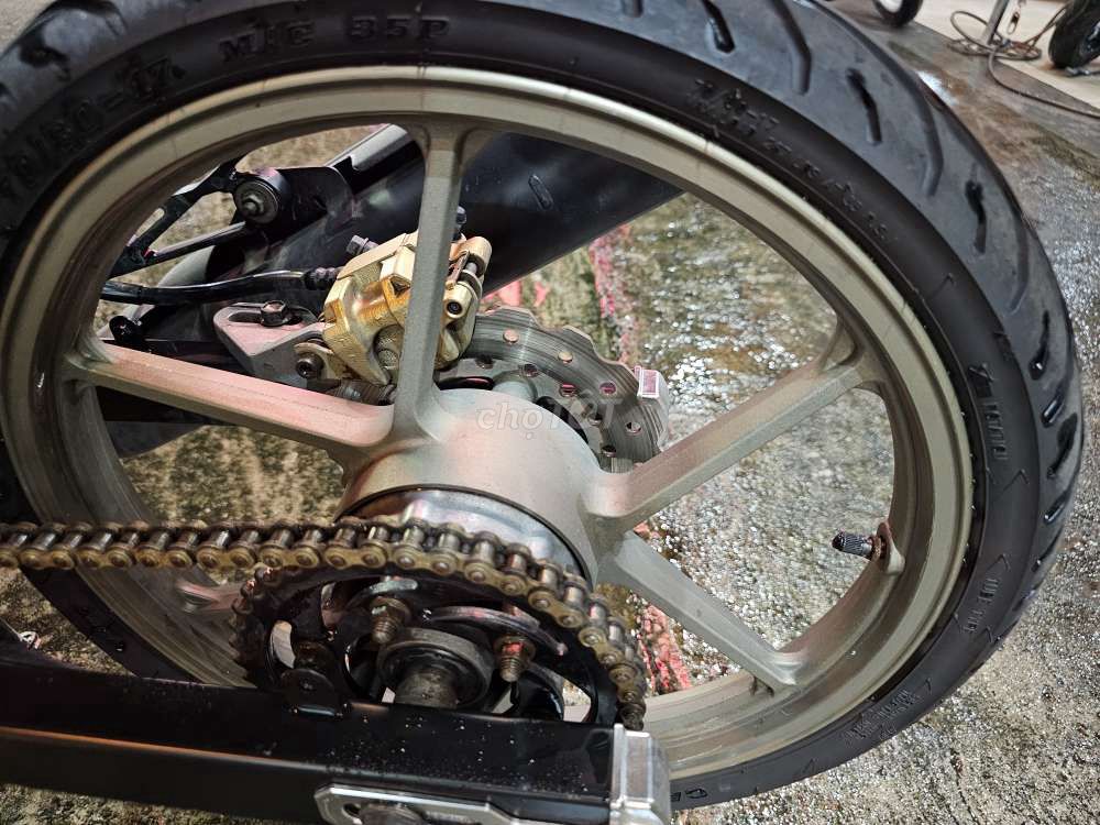 Yamaha Exciter Còn Rất Đẹp. Mua bán Xe máy tại Quận Bình Tân Tp Hồ Chí Minh được đăng bởi Sinh Đoàn hình 6