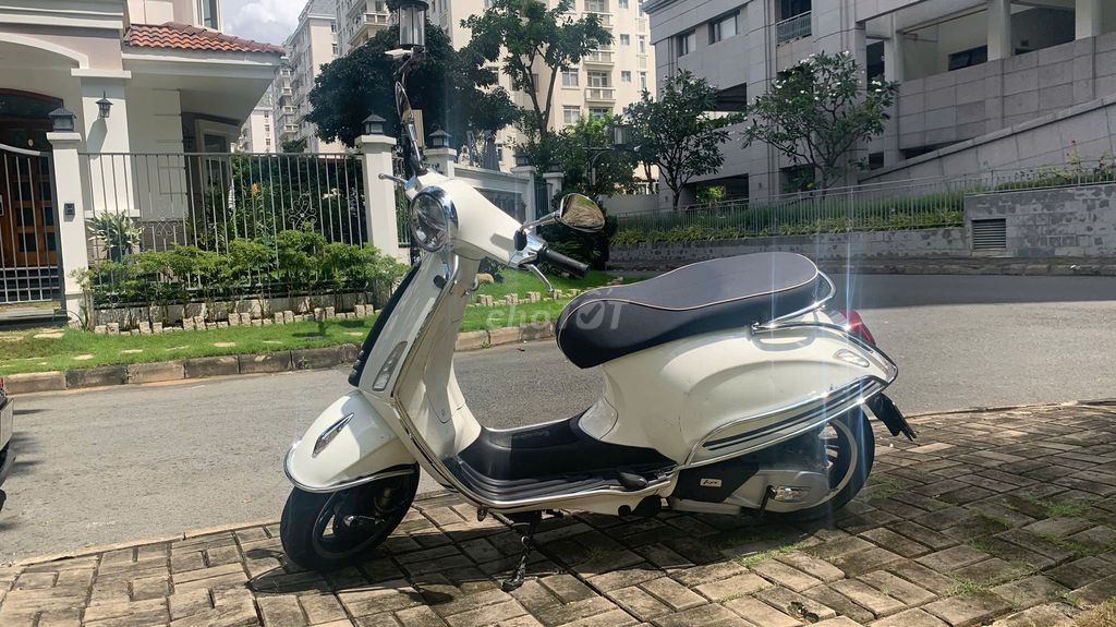 Xe Vespa Primavera ABS, nữ đi, bảo hành chính hãng. Mua bán Xe máy tại Quận 7 Tp Hồ Chí Minh được đăng bởi Hữu Giang hình 3