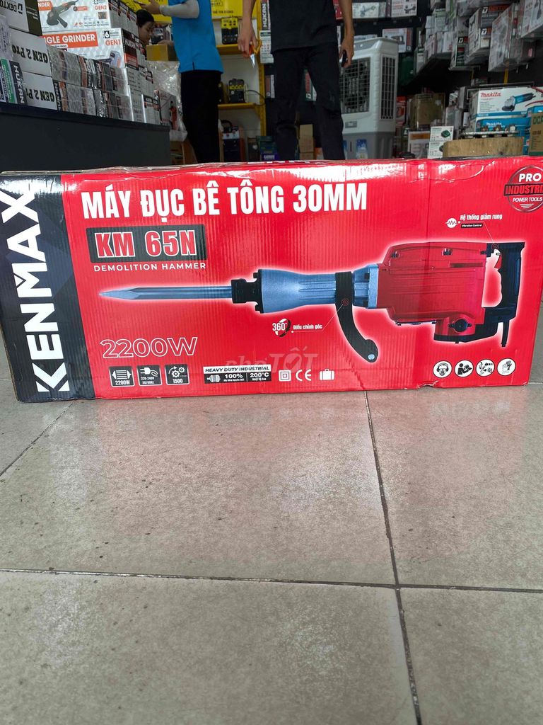 xả bán nhanh máy khoan đục bê tông Kenmax KM 65N. Mua bán Đồ chuyên dụng, Giống nuôi trồng tại Thành phố Thủ Đức Tp Hồ Chí Minh được đăng bởi Thảo Nam Bình Dương hình 1