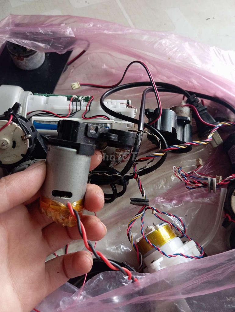 Mô tơ mini Kim loại, Nhựa. Mua bán Đồ chuyên dụng, Giống nuôi trồng tại Huyện Nhà Bè Tp Hồ Chí Minh được đăng bởi Mỹ Tính hình 1