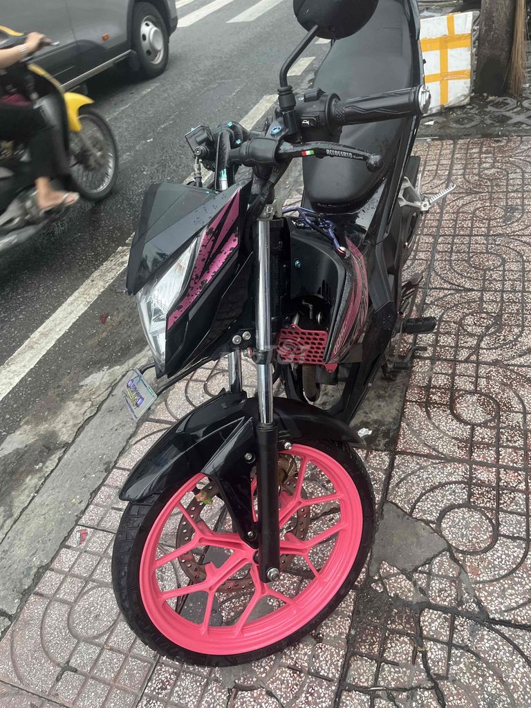 Honda Sonic 2019, розовый