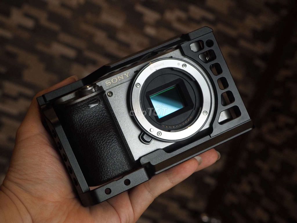Máy ảnh Sony A6000 Đen Ring xịn, 2 pin. Mua bán Máy ảnh, Máy quay tại Quận 10 Tp Hồ Chí Minh được đăng bởi Đại Phong hình 1