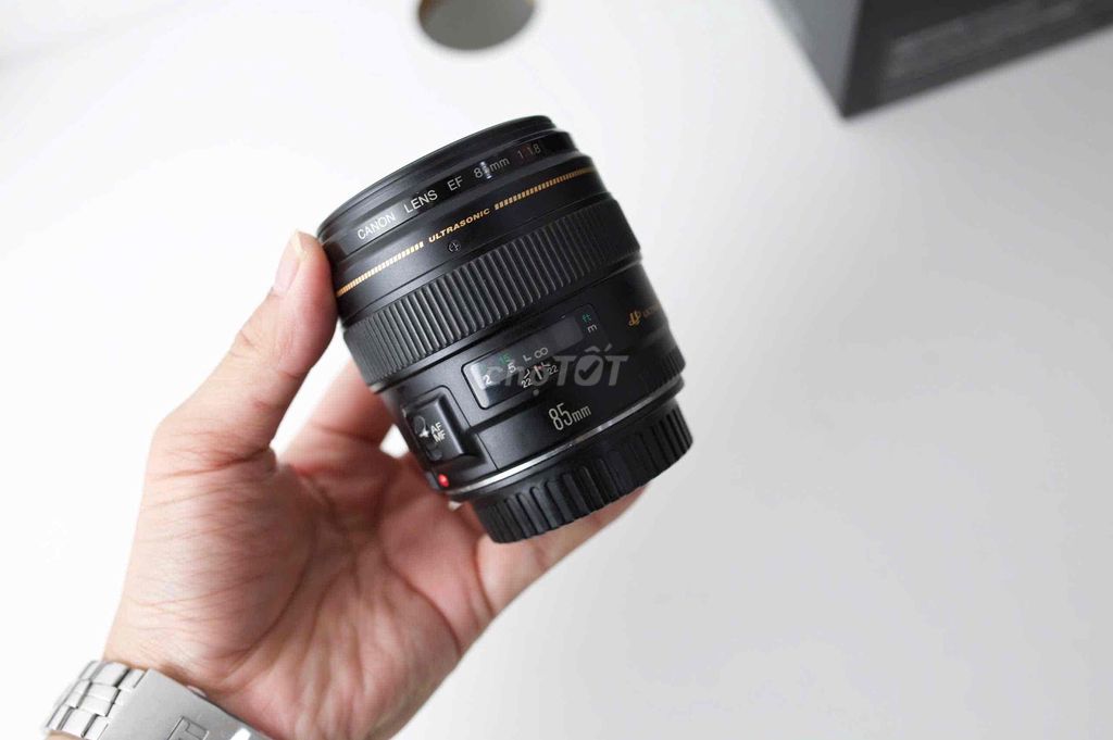 Ống kính Canon EF 85mm f/1.8 USM Đen. Mua bán Máy ảnh, Máy quay tại Quận Phú Nhuận Tp Hồ Chí Minh được đăng bởi Khánh máy ảnh top 1 hình 1