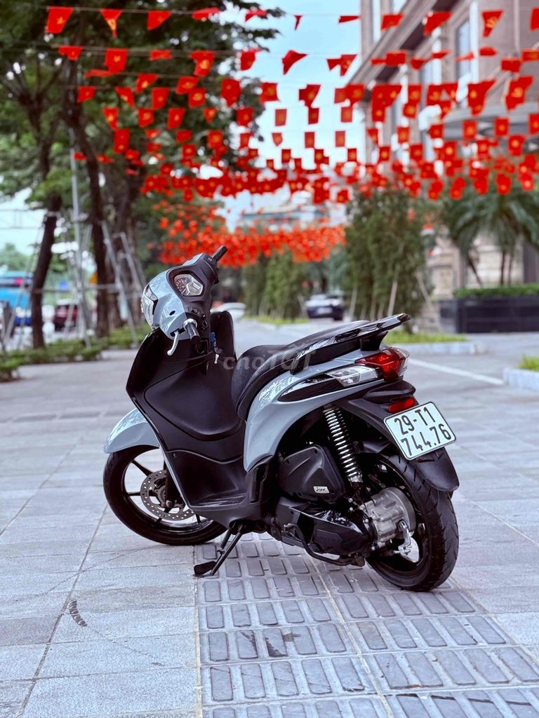 Liberty Abs máy iget đẹp & chất NGẤT xám xi măng. Mua bán Xe máy tại Quận Ba Đình Hà Nội được đăng bởi Xe Máy Nam Thi hình 6