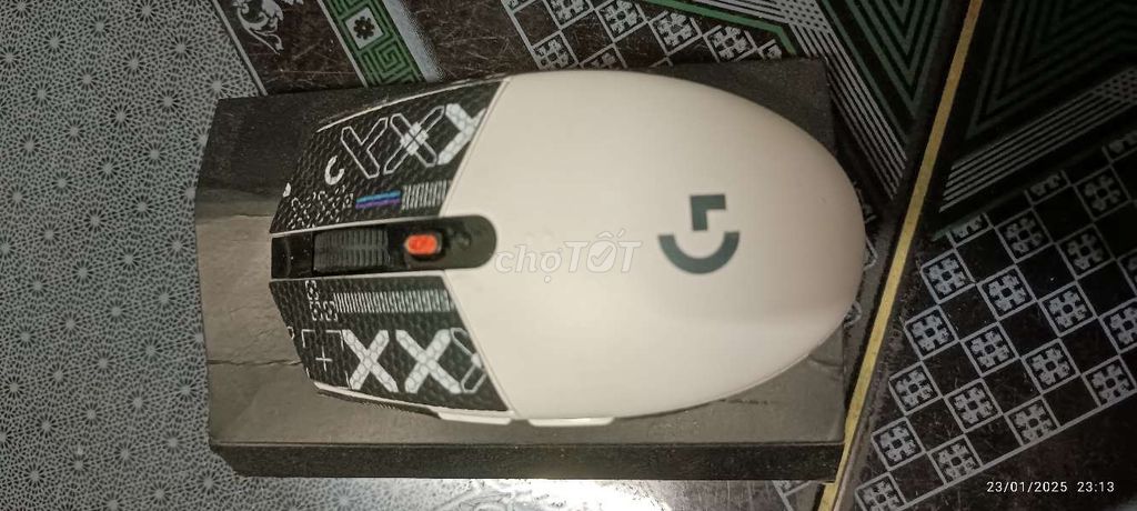 Nghỉ game bán chuột logitech 304