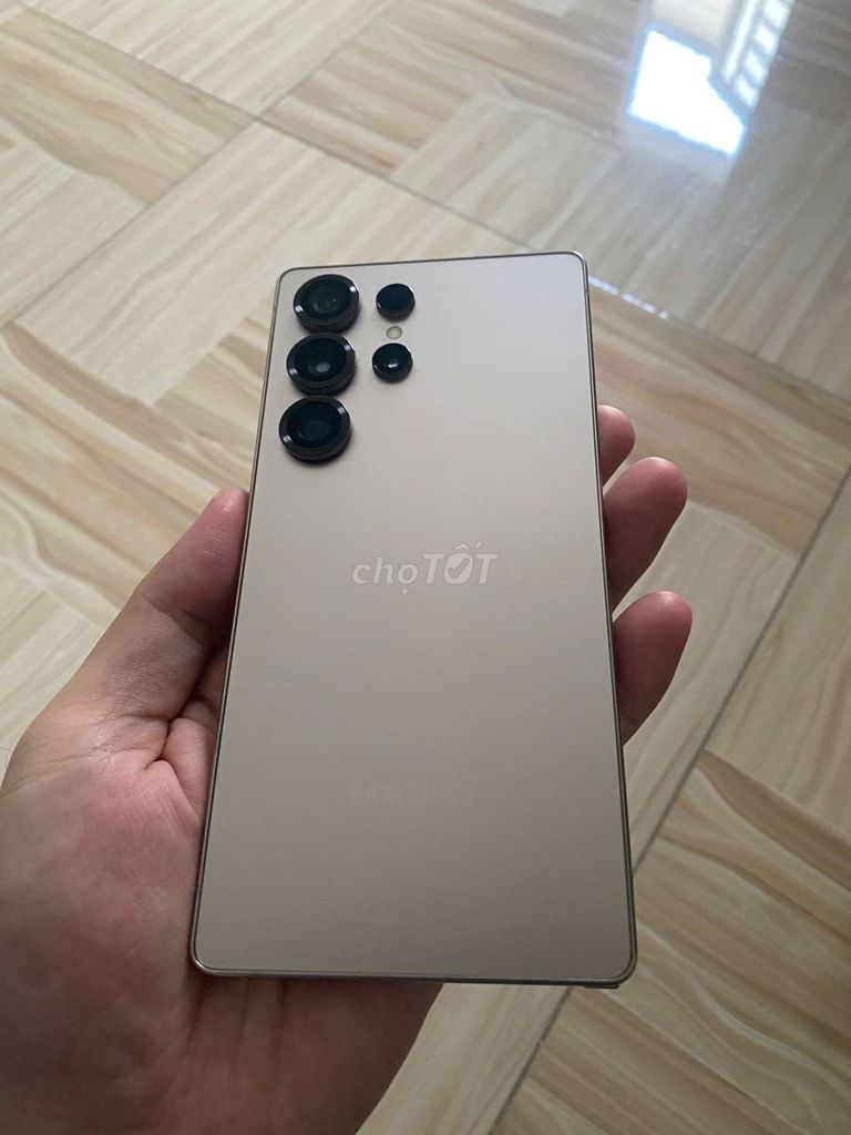 Samsung S25 Ultra 256GB Vàng Đã sử dụng. Mua bán Điện thoại tại Thành phố Mỹ Tho Tiền Giang được đăng bởi Miền Tây hình 1