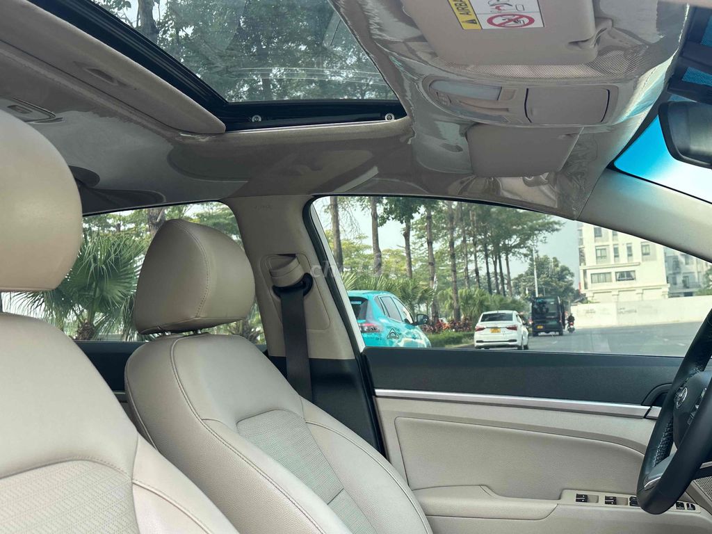 Hyundai Elantra 2020 2.0 Trắng. Mua bán Ô tô tại Quận Hoàng Mai Hà Nội được đăng bởi NHẬT DOANH AUTO  hình 9