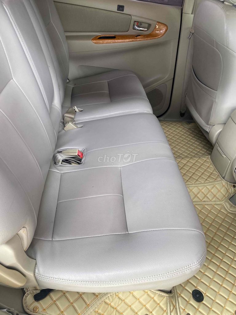 Toyota Innova 2009 G - 28000 km. Mua bán Ô tô tại Quận Long Biên Hà Nội được đăng bởi Bùi văn hiếu  hình 8
