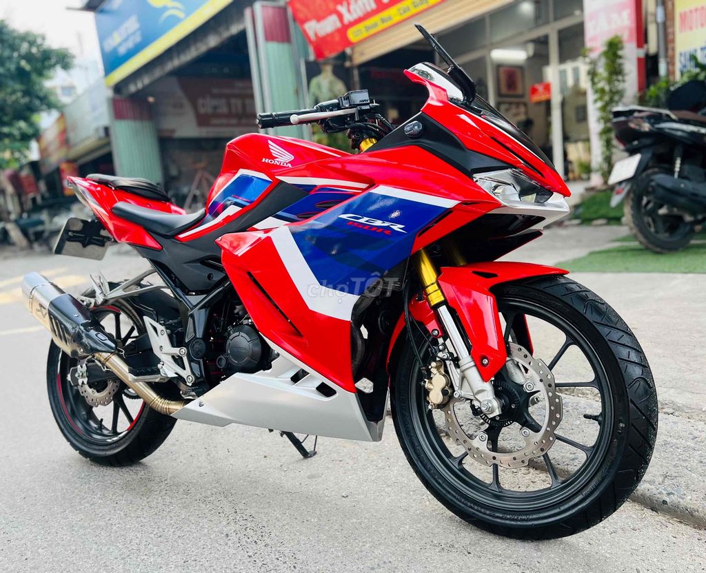 HONDA CBR 150R bản HRC Xe lướt mới pkl moto. Mua bán Xe máy tại Quận Cầu Giấy Hà Nội được đăng bởi Tong motor xe may hình 6