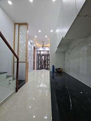 SÁT MT TRUNG TÂM Q4 ĐƯỜNG TRƯỚC NHÀ NGANG 7M  DTSD150M2  ĐÚC 5 TẤM. Mua bán nhà ở tại Quận 4 Tp Hồ Chí Minh được đăng bởi A TUẤN 