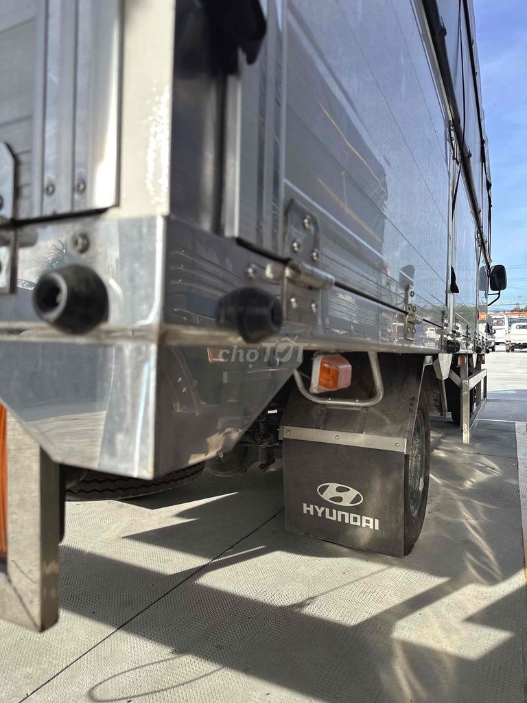 XE HYUNDAI W750 THÙNG BỬNG NHÔM INOX HÀNG SẲN. Mua bán Xe tải, xe ben tại Huyện Châu Thành A Hậu Giang được đăng bởi Đại lý Xe Tải Miền Tây hình 5
