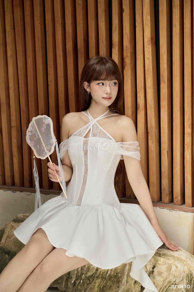 Váy nữ size S trắng đã sử dụng. Mua bán Quần áo tại Quận Ba Đình Hà Nội được đăng bởi trale810 hình 1