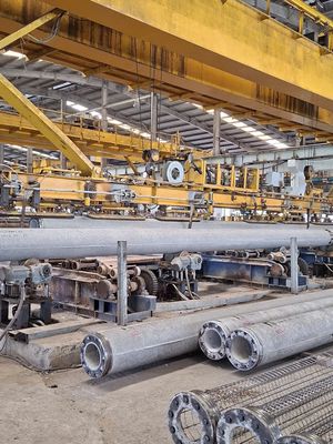 NHÂN VIÊN SẢN XUẤT CỌC BÊ TÔNG – KCN HIỆP PHƯỚC