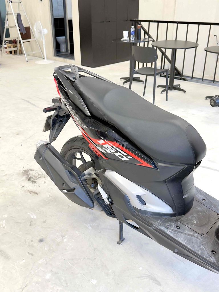 Cần bán Honda Vario 160 – Đăng ký 2023, biển HCM. Mua bán Xe máy tại Thành phố Thủ Đức Tp Hồ Chí Minh được đăng bởi iMotorbike Khang hình 7