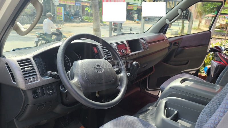 Xe Toyota Hiace 2010 Máy Xăng, Xe Lành Tính. Mua bán Ô tô tại Quận Gò Vấp Tp Hồ Chí Minh được đăng bởi Chợ Xe Cũ Giá Tốt hình 6