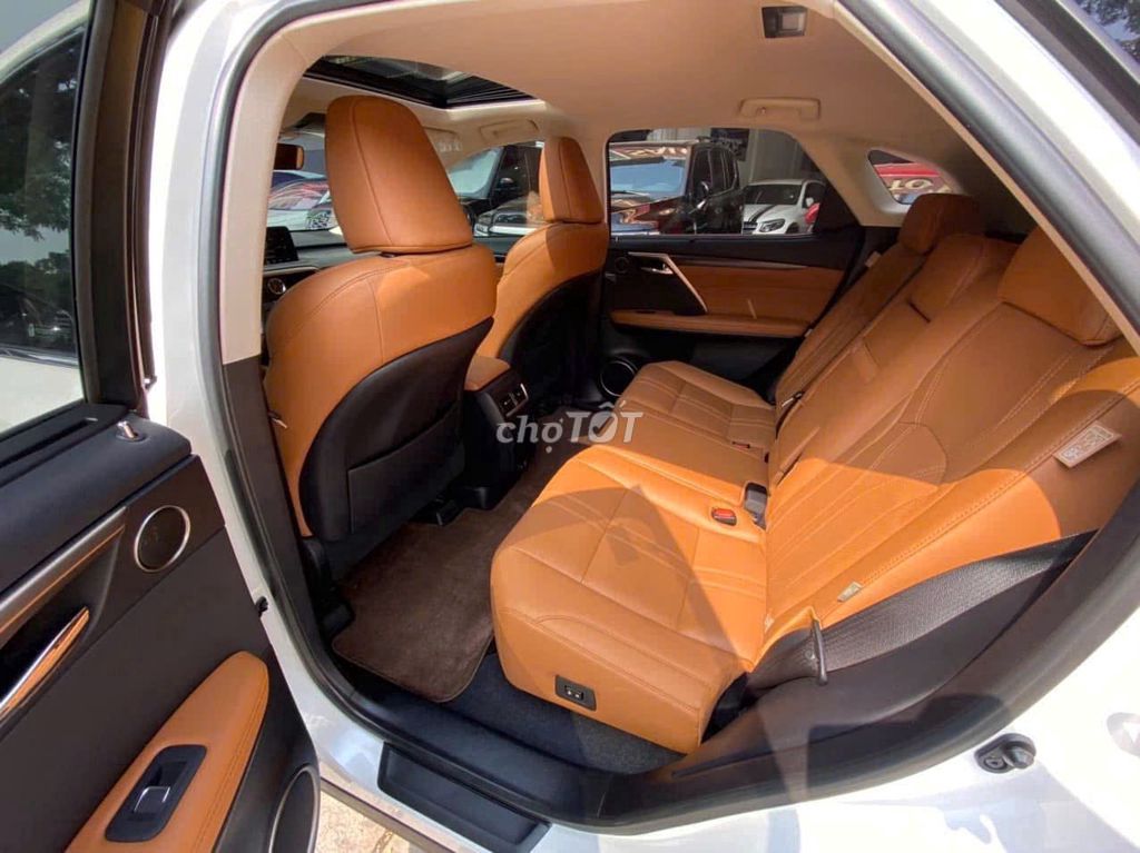 Lexus RX 350 2022 - 3 Tỷ 599 Triệu. Mua bán Ô tô tại Thị xã La Gi Bình Thuận được đăng bởi Nguyễn Khắc Hoàn hình 5