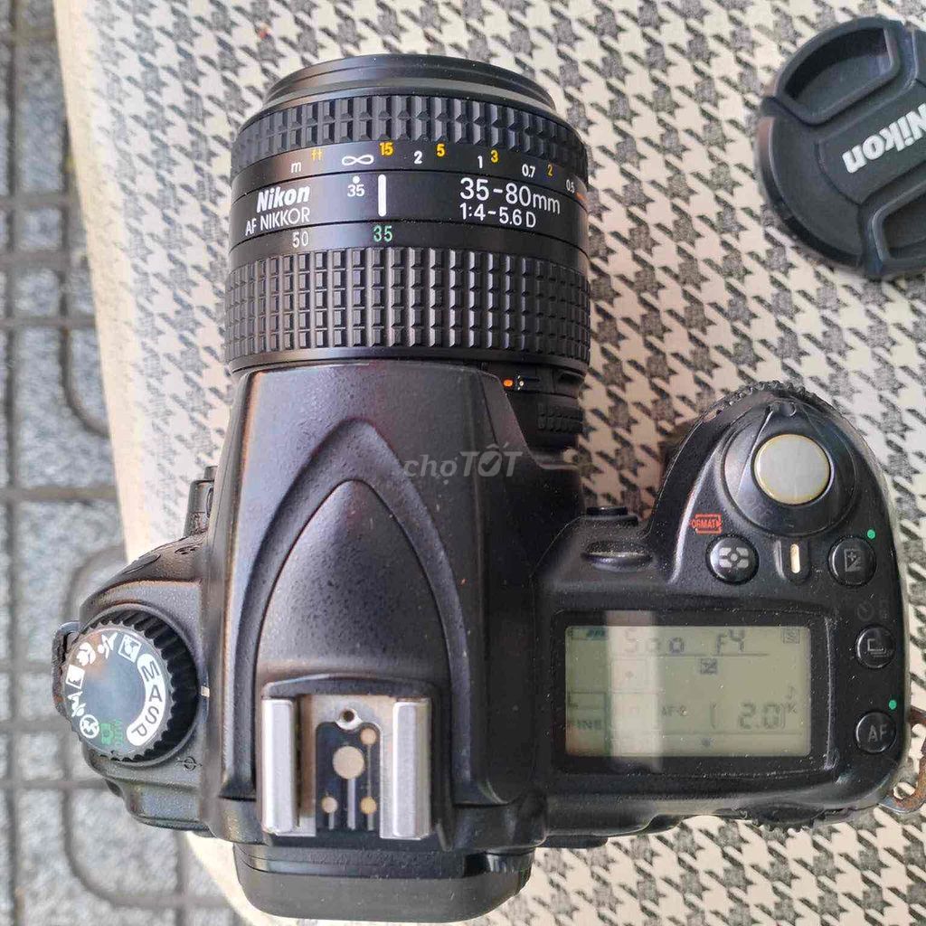 Nikon D90