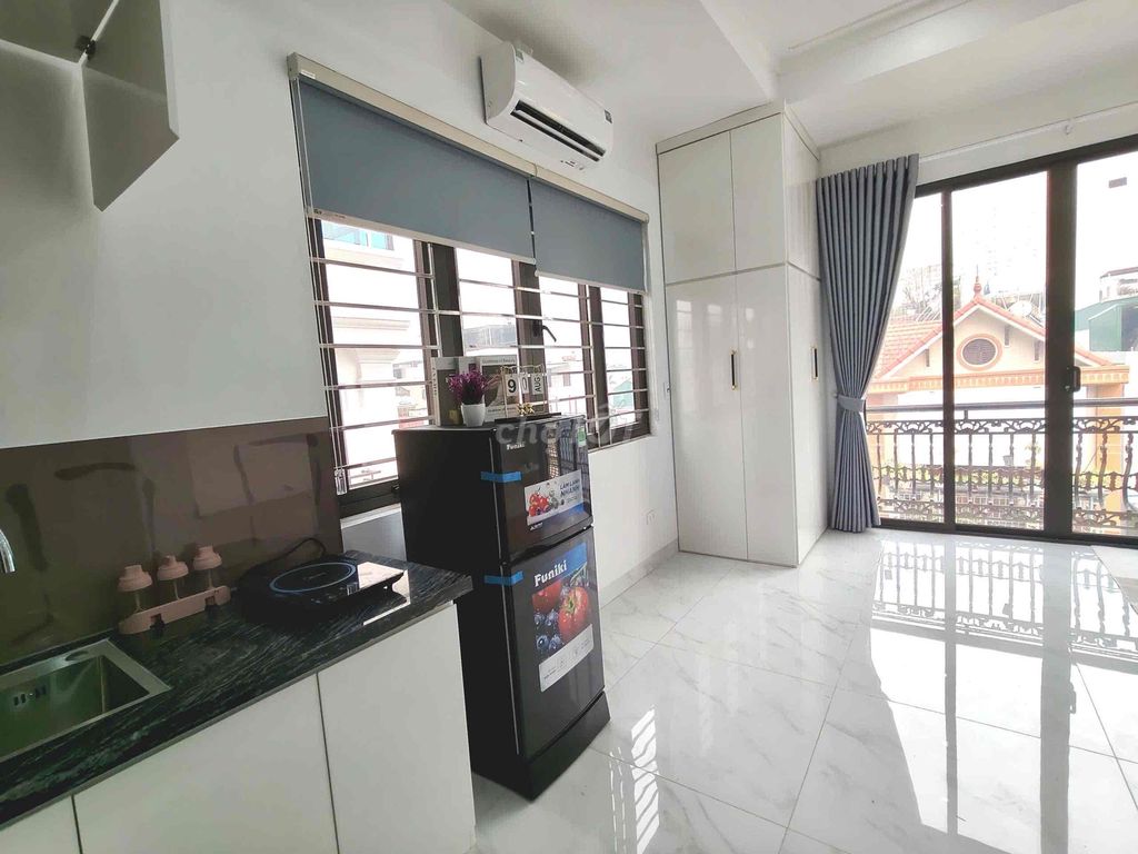 Phòng 35m2_Ban Công_Full NT_Hẻm Xe Hơi_Phan Đình Phùng, Phú Nhuận