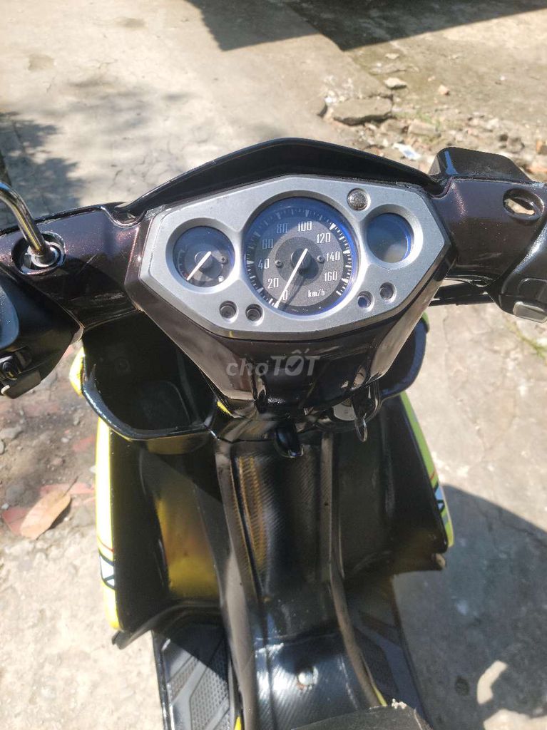 Nouvo 4 xe đep may ngon em ru giay tơ đây đu. Mua bán Xe máy tại Quận Thốt Nốt Cần Thơ được đăng bởi Nguyễn Minh  hình 5