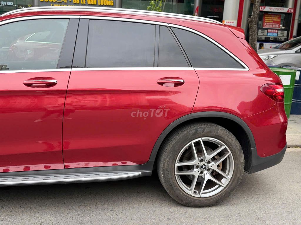 Mercedes Benz GLC Class 2017 300 - 55000 km. Mua bán Ô tô tại Quận Thanh Xuân Hà Nội được đăng bởi Nguyễn Tuấn Hoàng hình 19
