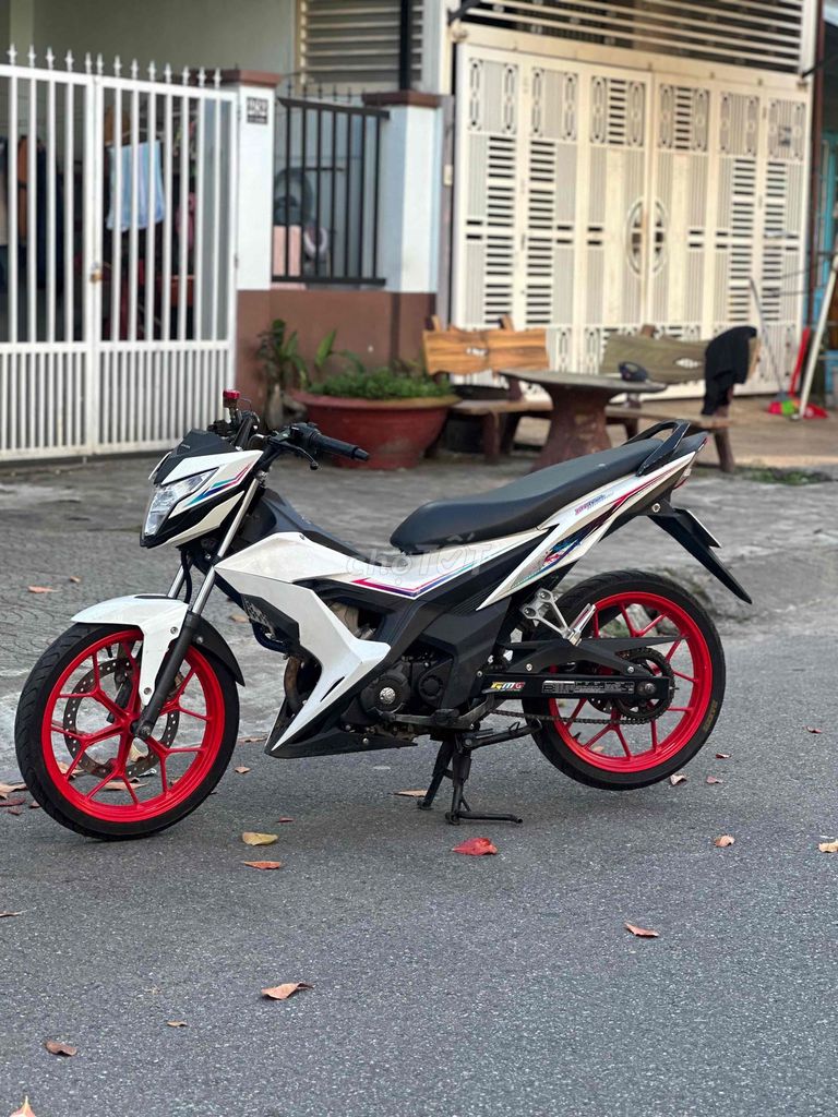 Honda Sonic màu Trắng. Mua bán Xe máy tại Quận Thanh Khê Đà Nẵng được đăng bởi Ku Tý hình 3