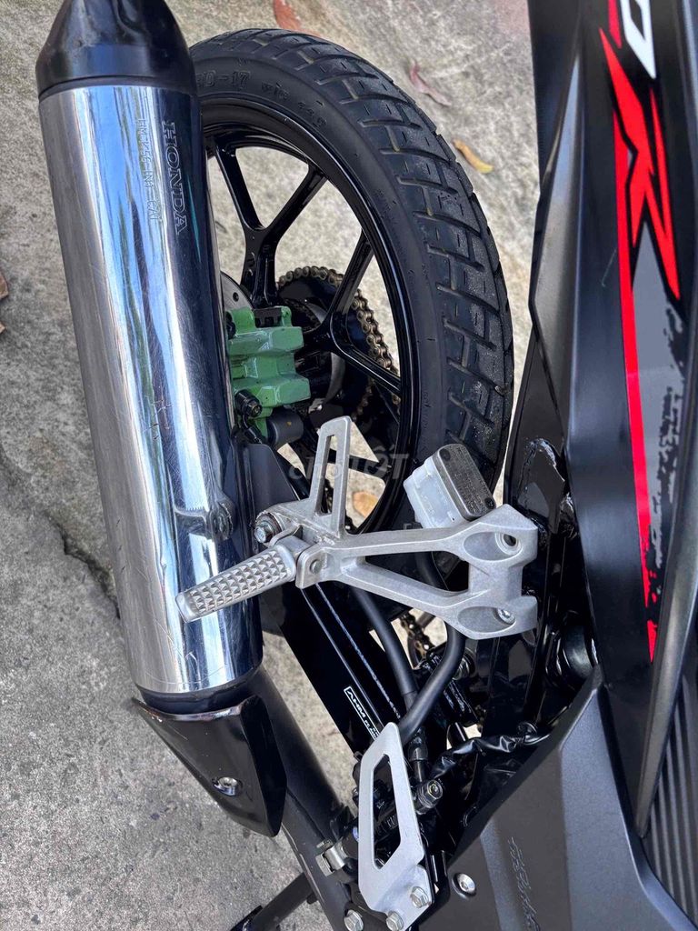 Honda Sonic 150 Đen đỏ. Mua bán Xe máy tại Thị xã Bến Cát Bình Dương được đăng bởi xe máy trả góp tín nghĩa  hình 8