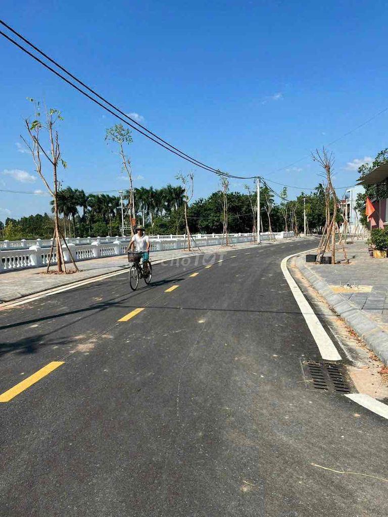 bán 41,7m2 gần Hồ Điều Hoà