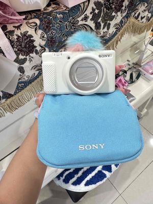 Sony ZV1 MARK 2 QUAY CHỤP NEW 99% NỮ ÍT DÙNG. Mua bán Máy ảnh, Máy quay tại Quận 7 Tp Hồ Chí Minh được đăng bởi Candy
